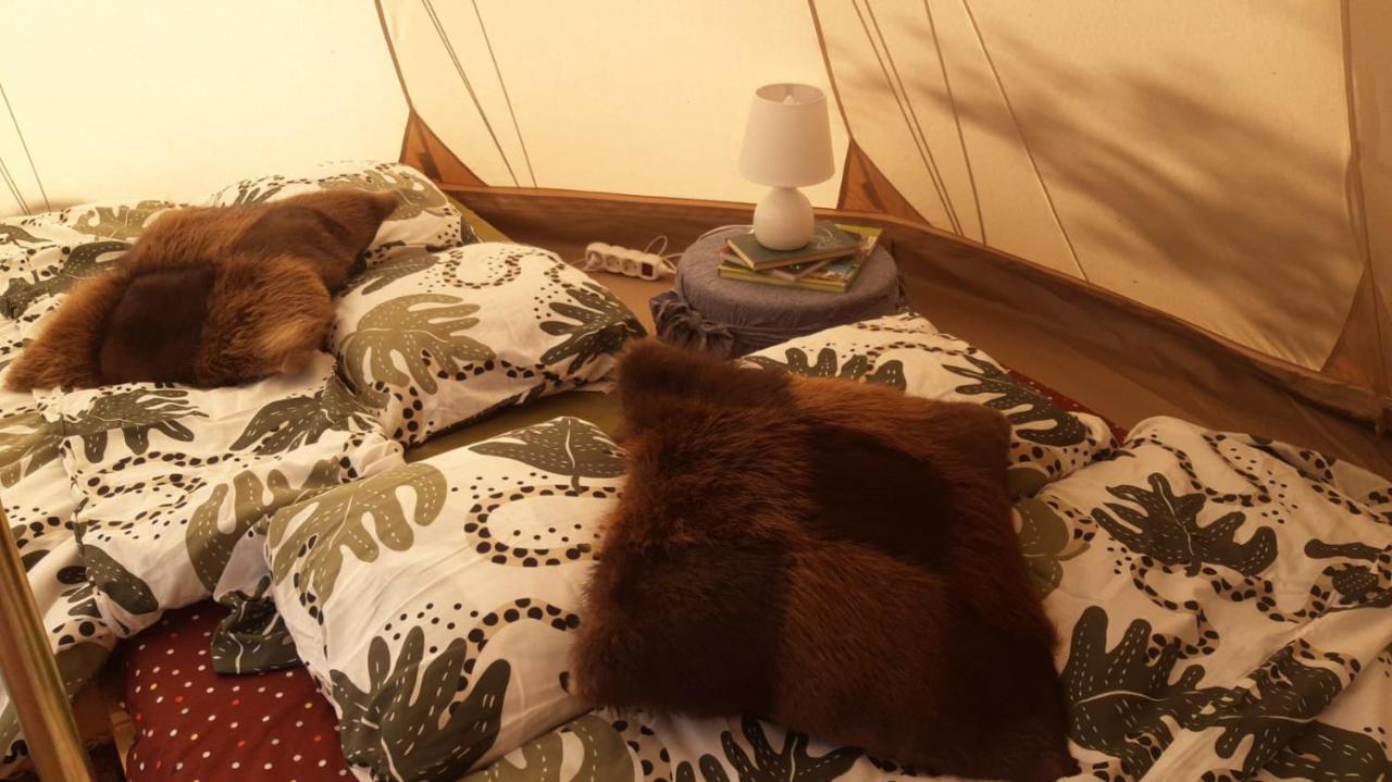 Glamping Fluffy Horns - Glempings Pukainie Ragi Hotel Plieņciems Eksteriør billede