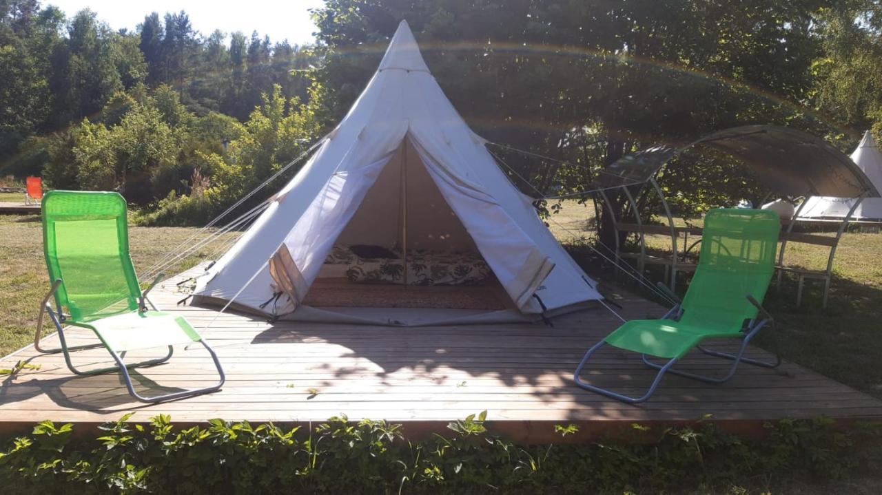 Glamping Fluffy Horns - Glempings Pukainie Ragi Hotel Plieņciems Eksteriør billede