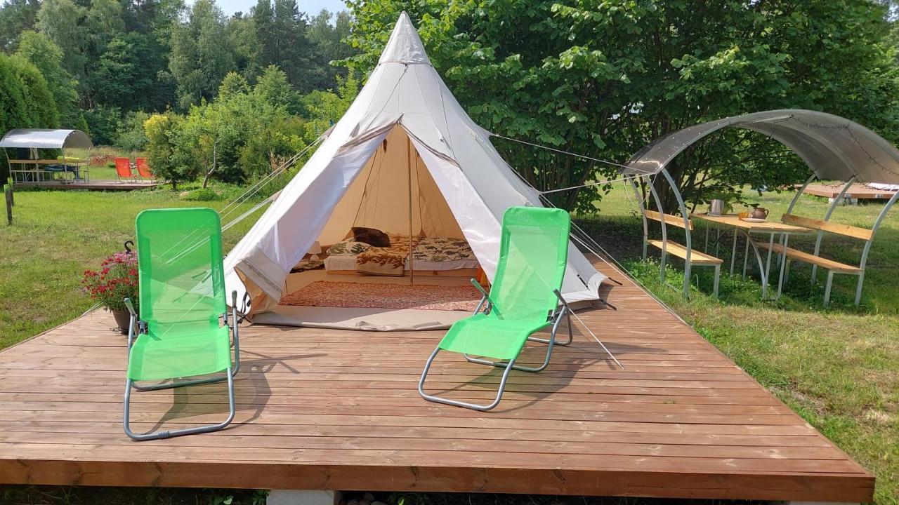 Glamping Fluffy Horns - Glempings Pukainie Ragi Hotel Plieņciems Eksteriør billede
