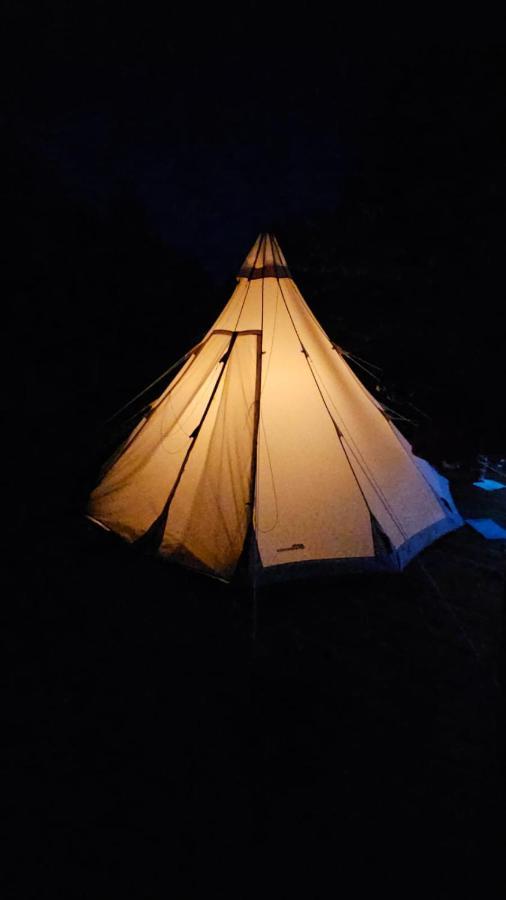 Glamping Fluffy Horns - Glempings Pukainie Ragi Hotel Plieņciems Eksteriør billede