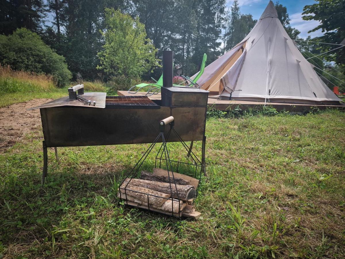 Glamping Fluffy Horns - Glempings Pukainie Ragi Hotel Plieņciems Eksteriør billede